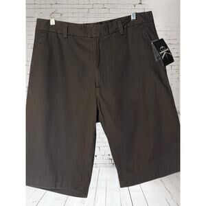 NWT Calvin Klein Men’s Chino Shorts Size 32 Fatigue Green 100% Cotton Flat Front